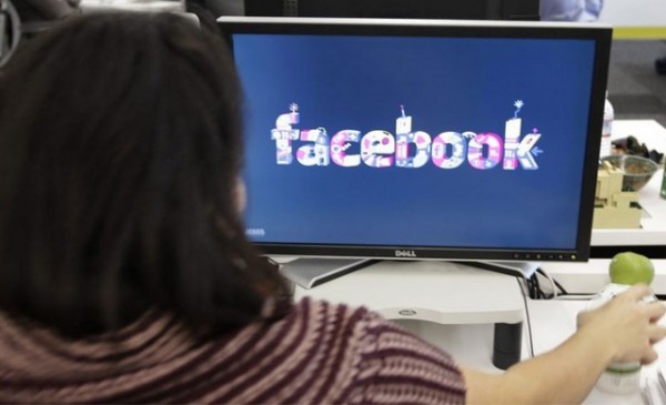 Παρίστανε τον ψυχολόγο και ψάρευε κοριτσάκια από το Facebook