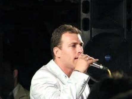 Γλέντι με Σαφέτη στην Αυλίδα