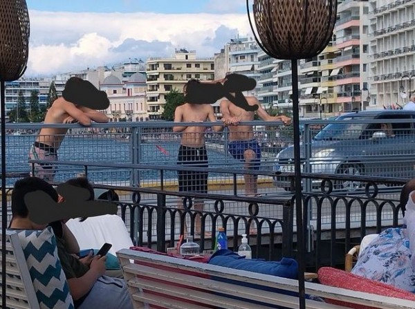 ΧΑΛΚΙΔΑ: Επικίνδυνες βουτιές από την γέφυρα του Ευρίπου προκάλεσαν παρέμβαση του Λιμεναρχείου και τέσσερις συλλήψεις