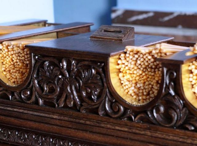 Τρεις νεαροί πήγαν να κλέψουν εκκλησία, αλλά τους έπιασαν αστυνομικοί