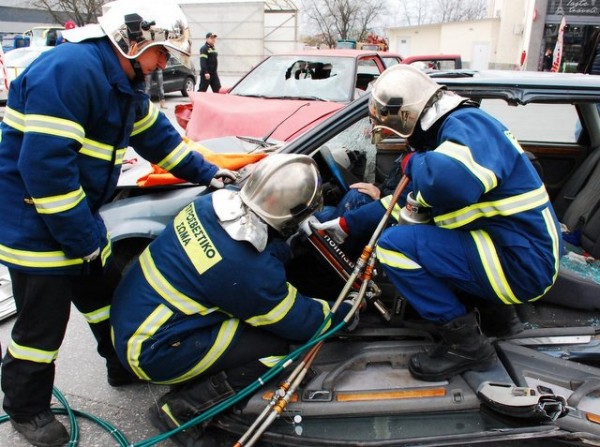 Τροχαίο ατύχημα με δύο τραυματίες το μεσημέρι της Δευτέρας σε περιοχή της Στερεάς Ελλάδας