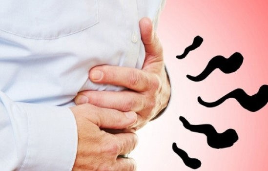 ΚΑΡΚΙΝΟΣ ΣΤΟΜΑΧΟΥ: Αυτά είναι τα συμπτώματα που δεν πρέπει να αγνοείτε