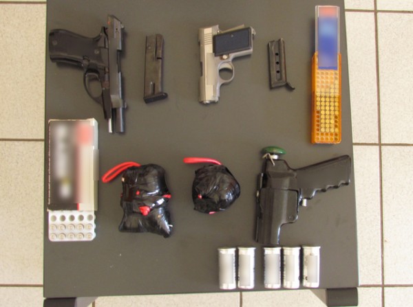 Συνελήφθη 72χρονος … πιστολέρο με όπλα και σφαίρες (pics)