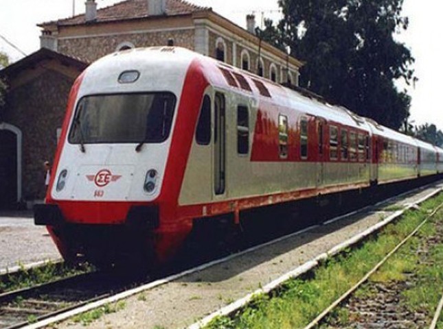 ΕΥΒΟΙΑ- ΓΚΑΛΟΠ: Μόνο οι μισοί δίνουν ψήφο εμπιστοσύνης στα τρένα μετά το ατύχημα στα Τέμπη