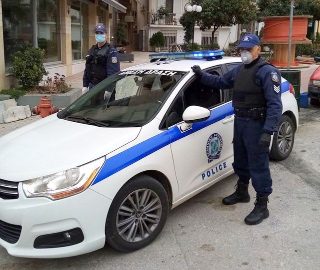 ΚΟΡΩΝΟΪΟΣ: Βροχή τα πρόστιμα για άσκοπες μετακινήσεις