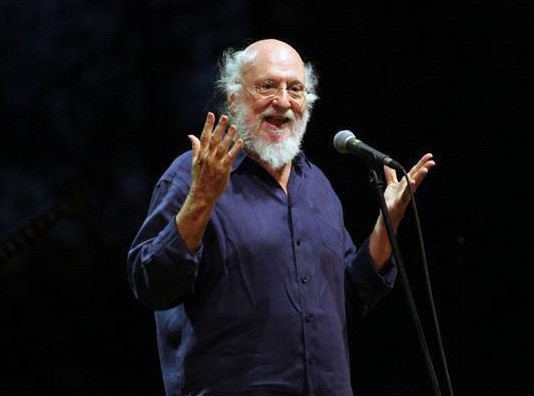 Στο νοσοκομείο με κορωνοϊό ο Διονύσης Σαββόπουλος