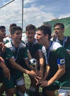 Το σήκωσαν στο Πόρτο Χέλι