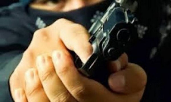 Άφαντοι οι ληστές που έδεσαν το φύλακα σε εργοστάσιο του Αγίου Κωνσταντίνου