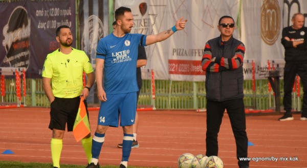 Μπράχα-Ταμυναϊκός: Απολύθηκε ψαρούκλες, τα μαλλιά του κάνει μπούκλες