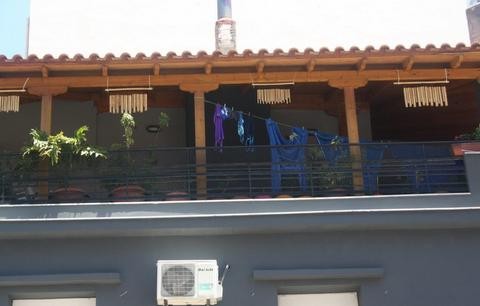Διακόσμηση με ... φλογέρες στο μπαλκόνι