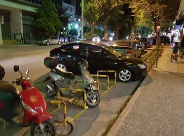ΧΑΛΚΙΔΑ: Τα ...γαϊδούρια της οδήγησης έγιναν πολλά το Σαββατόβραδο