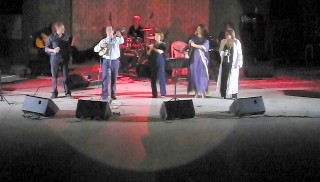 Πέτυχαν το σκοπό τους οι μουσικές πενιές αγάπης και ελπίδας