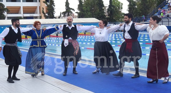 Χόρεψαν μικρασιάτικους χορούς στο Κολυμβητήριο Χαλκίδας (Video)