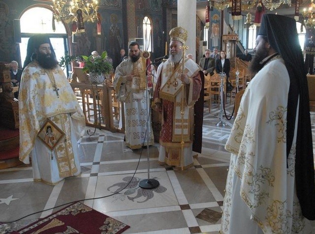 Ο Μητροπολίτης ...χρωστούσε επίσκεψη στον ιερό ναό Αγίου Νεκταρίου