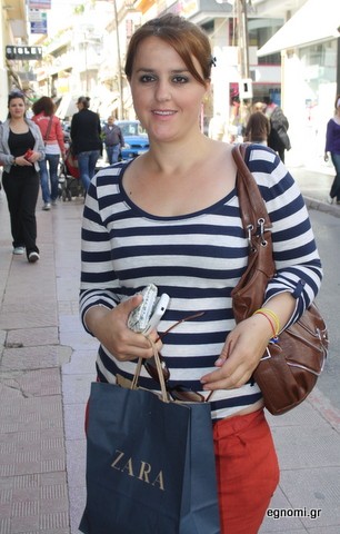 Νιόπαντρη η Σμαράγδα