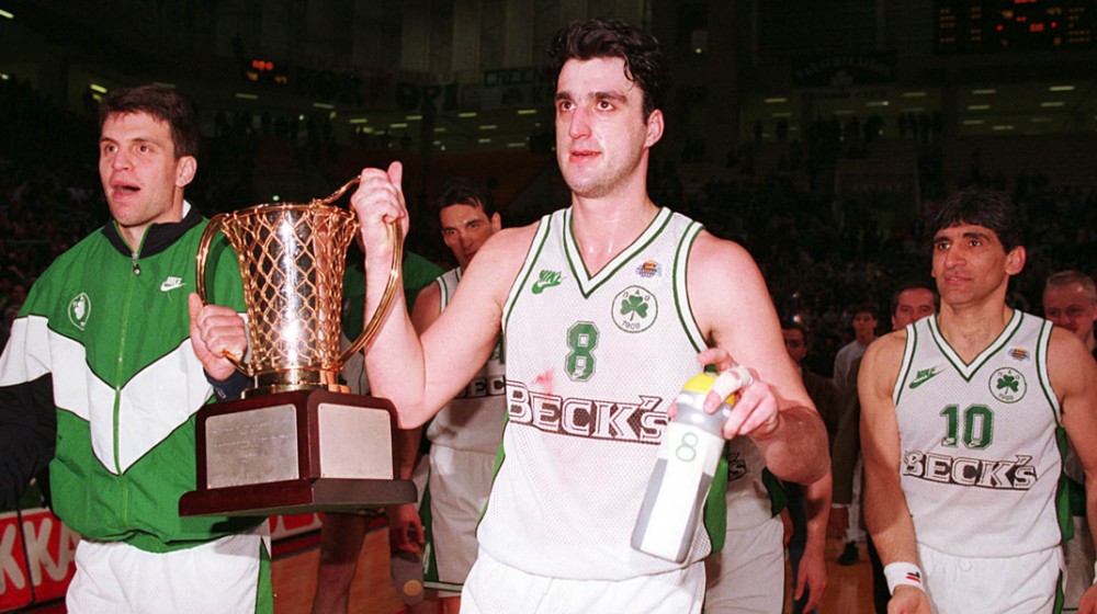 Ο Νίκος Οικονόμου ανέλαβε την ΑΓΕΧ!