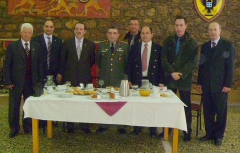 Οι έφεδροι αξιωματικοί της Εύβοιας κόβουν πίτα