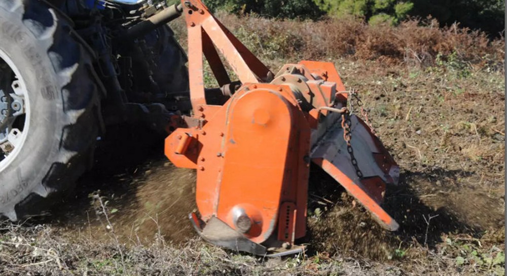 ΚΡΗΤΗ: Έχασε την ζωή του 15χρονος στη διάρκεια εργασιών σε χωράφι μαζί με τον παππού του