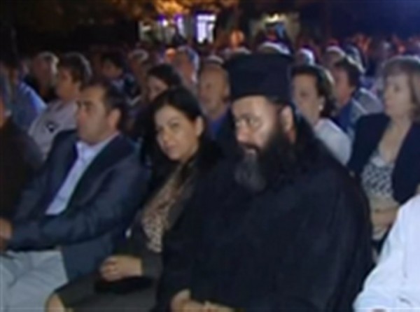 Ερωτική συνωμοσία: Η παπαδιά και ο εραστής της σκότωσαν τον παπά