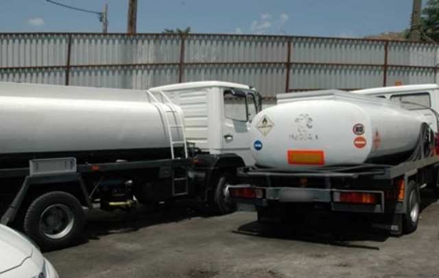 Κύκλωμα διακινούσε χημικά για τη νόθευση καυσίμων στην Ελλάδα