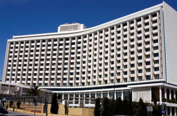Στο σφυρί το «Hilton»