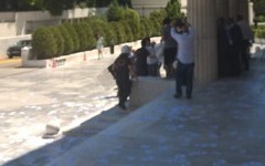 Ντου Ρουβίκωνα στη Βουλή