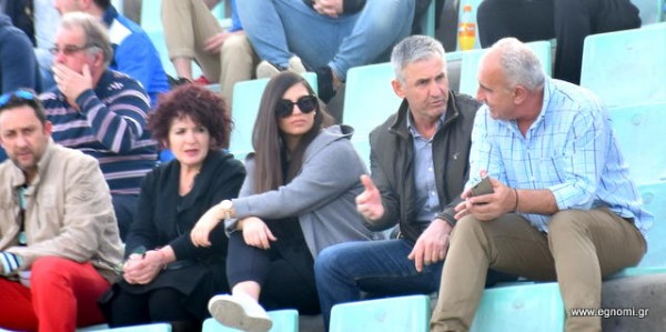 ΤΕΛΙΚΟΣ ΚΥΠΕΛΛΟΥ ΕΥΒΟΙΑΣ: Η παρουσία των φιλάθλων στις εξέδρες του γηπέδου των Ψαχνών