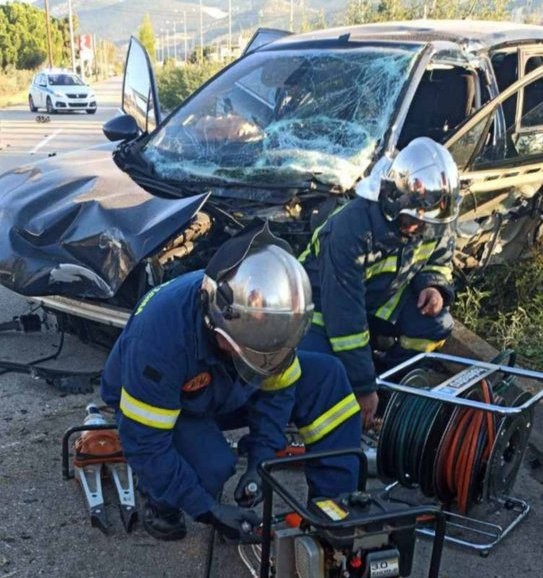 Τροχαίο ατύχημα με τραυματισμό στον παράδρομο της Εθνικής Οδού Λαμίας -Αθηνών