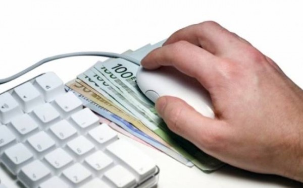 Απατεώνες εξαπατούσαν χρήστες του διαδικτύου