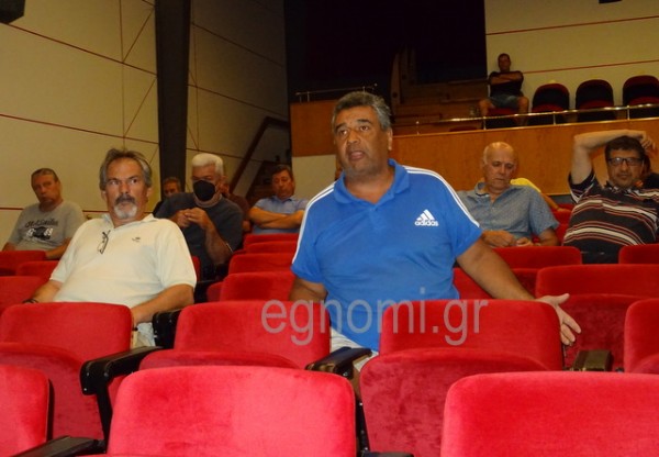 ΑΟ ΧΑΛΚΙΣ-ΣΥΝΕΛΕΥΣΗ: Προβληματισμός, διακοπή και ...έκρηξη Θοδωρή Κωστάκη