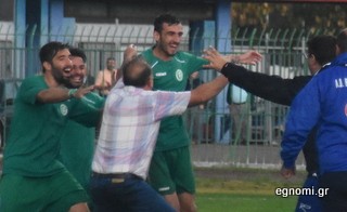Ηρακλής Ψαχνών: Μες' τη βροχή ...ηλιοφάνεια