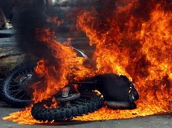 ΨΑΧΝΑ: Δικυκλιστής τράκαρε λίγο πριν το σπίτι του