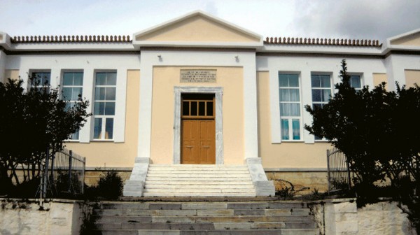 Άμεση ανάγκη ανακαίνισης των σχολικών εγκαταστάσεων του Δήμου Καρύστου