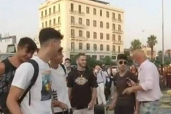 Πιτσιρικάδες στον Τσελίκα: Τεστάκι θετικό, αλλά δεν πειράζει, έτσι κι αλλιώς θα κολλήσουμε στην Πάρο (VIDEO)