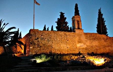 Αυγουστιάτικη πανσέληνος με εκδήλωση στο Κάστρο του Καράμπαμπα