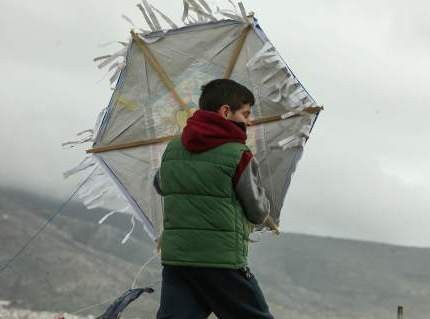 Με άστατο καιρό θα πετάξουμε χαρταετό