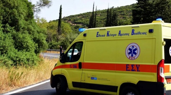 ΚΑΘΕΝΟΙ: Ένας νεκρός και τρεις τραυματίες σε μετωπική σύγκρουση