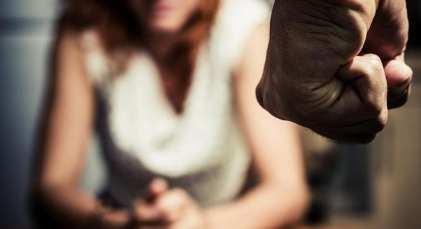 Αθήνα: 61χρονος είχε κλειδωμένη σε διαμέρισμα μια 48χρονη Γερμανίδα και τη βίαζε