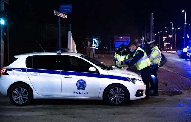 ΚΟΡΩΝΟΪΟΣ: 14 πρόστιμα για μετακινήσεις και 9 για μάσκες την Παρασκευή στη Στερεά Ελλάδα