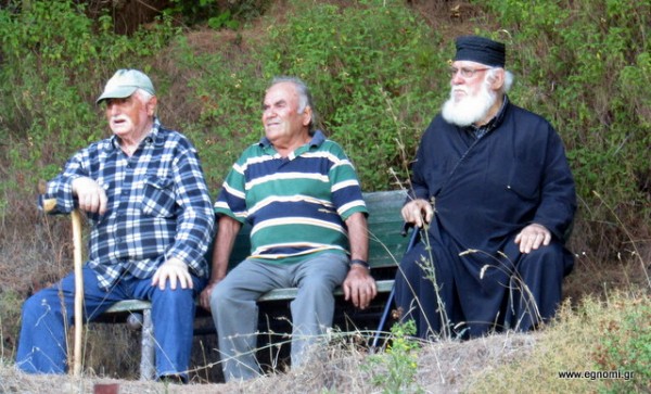 ΑΤΡΟΜΗΤΟΣ ΒΑΣΙΛΙΚΩΝ-ΚΕΡΑΥΝΟΣ ΧΑΛΚΙΔΑΣ: Σκαρφάλωσαν ...στο βουνό, αλλά δεν είδαν γκολ