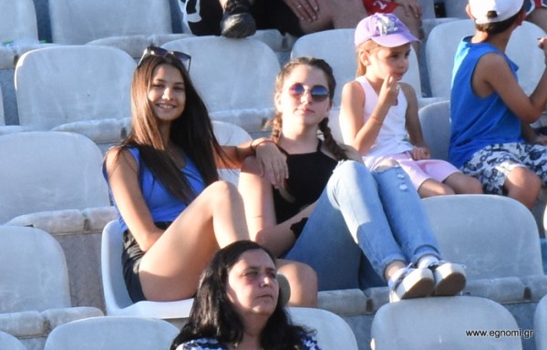 Όλοι ήθελαν να θαυμάσουν τον τελικό Παμπαίδων
