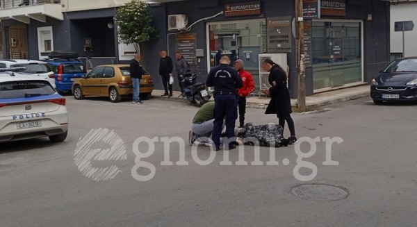 ΧΑΛΚΙΔΑ: Τραυματίστηκε γυναίκα οδηγός μοτοσικλέτας στην Ληλαντίων (video)