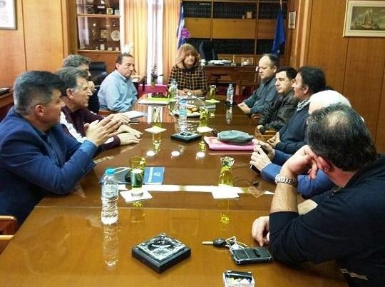 Κανονίζει συνάντηση υπουργών με το Επιμελητήριο Εύβοιας η Νομαρχιακή Επιτροπή του ΣΥΡΙΖΑ