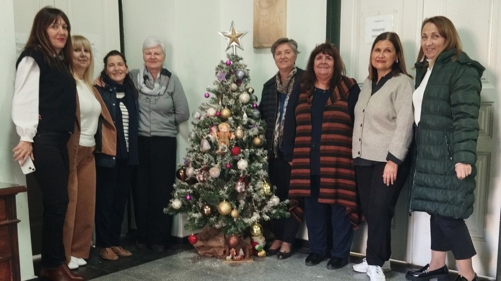 ΔΙΚΑΣΤΗΡΙΑ ΧΑΛΚΙΔΑΣ: Γυναικεία υπόθεση το στόλισμα του Χριστουγεννιάτικου Δένδρου