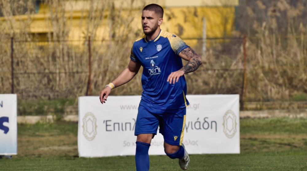 Η Κάρυστος ενισχύθηκε στην άμυνα με τον Χάρη Σαχπατζίδη, ο οποίος ...κατεβαίνει από τις Σέρρες