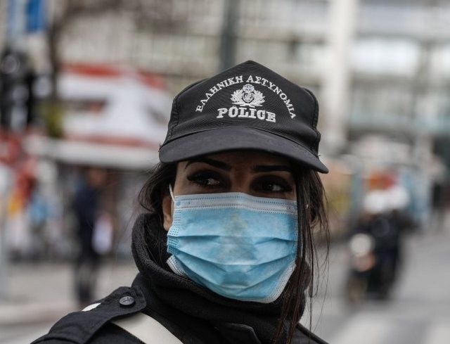 ΚΟΡΩΝΟΪΟΣ: Πέφτουν τα πρόστιμα βροχή σε ιδιώτες και καταστηματάρχες