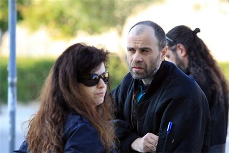 Χειροπέδες στην καταζητούμενη Πόλα Ρούπα