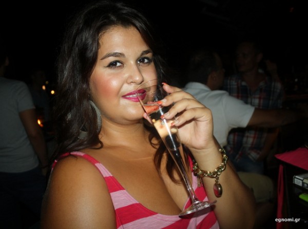 Ετοιμη για διαφήμιση