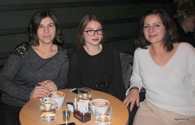 Βγαίνουν και οικογενειακά