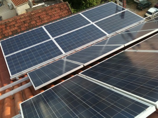 Εγγυημένα εισοδήματα από τα φωτοβολταϊκά